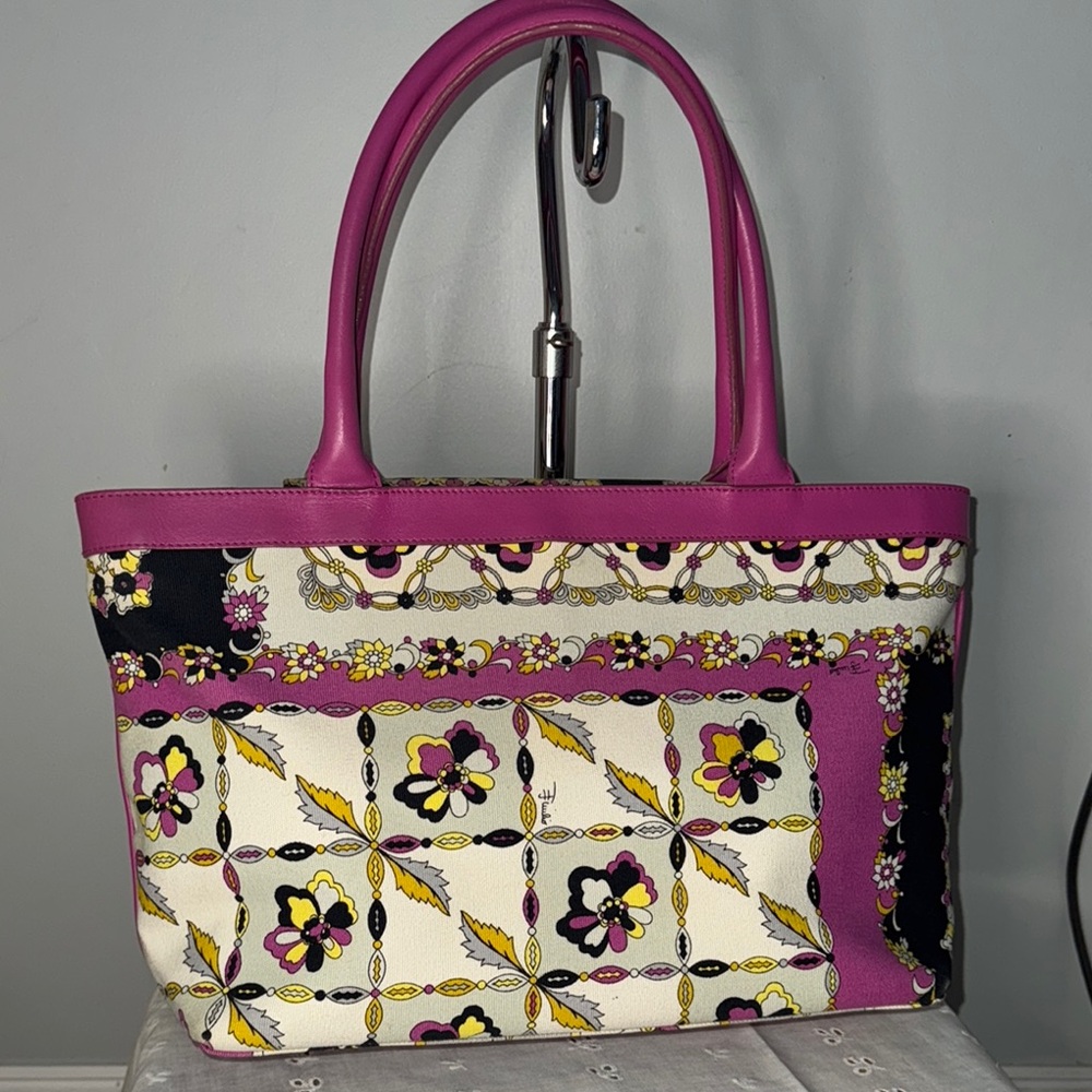 EUC Emilio Pucci Vibrant Pink and Black Tote Bag with Floral Design - Picture 14 of 14